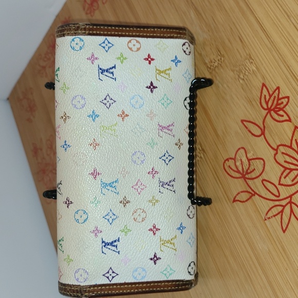 Louis Vuitton wallet - Picture 2 of 7